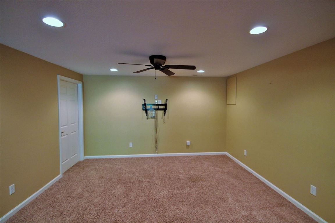 124 Cane Creek Harbor Road Seneca, SC 29672 - Photo 28 of 35 Gallery Image 28