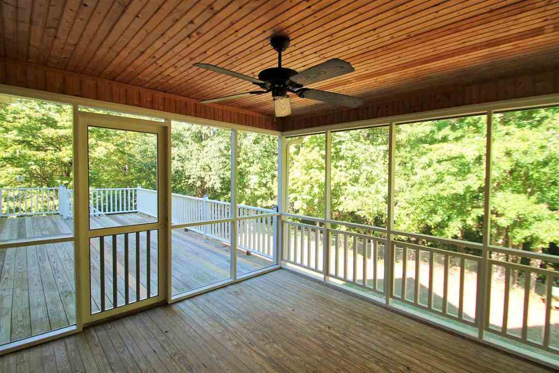 124 Cane Creek Harbor Road Seneca, SC 29672 - Photo 34 of 35 Gallery Image 34