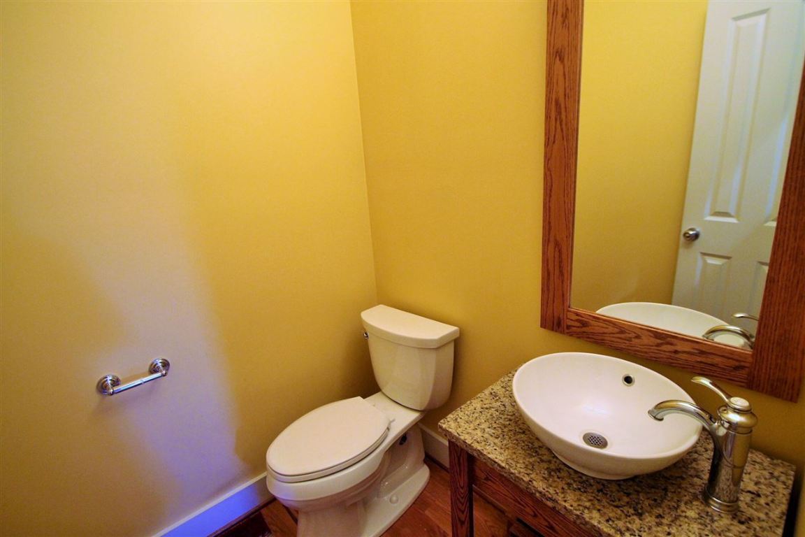 124 Cane Creek Harbor Road Seneca, SC 29672 - Photo 10 of 35 Gallery Image 10
