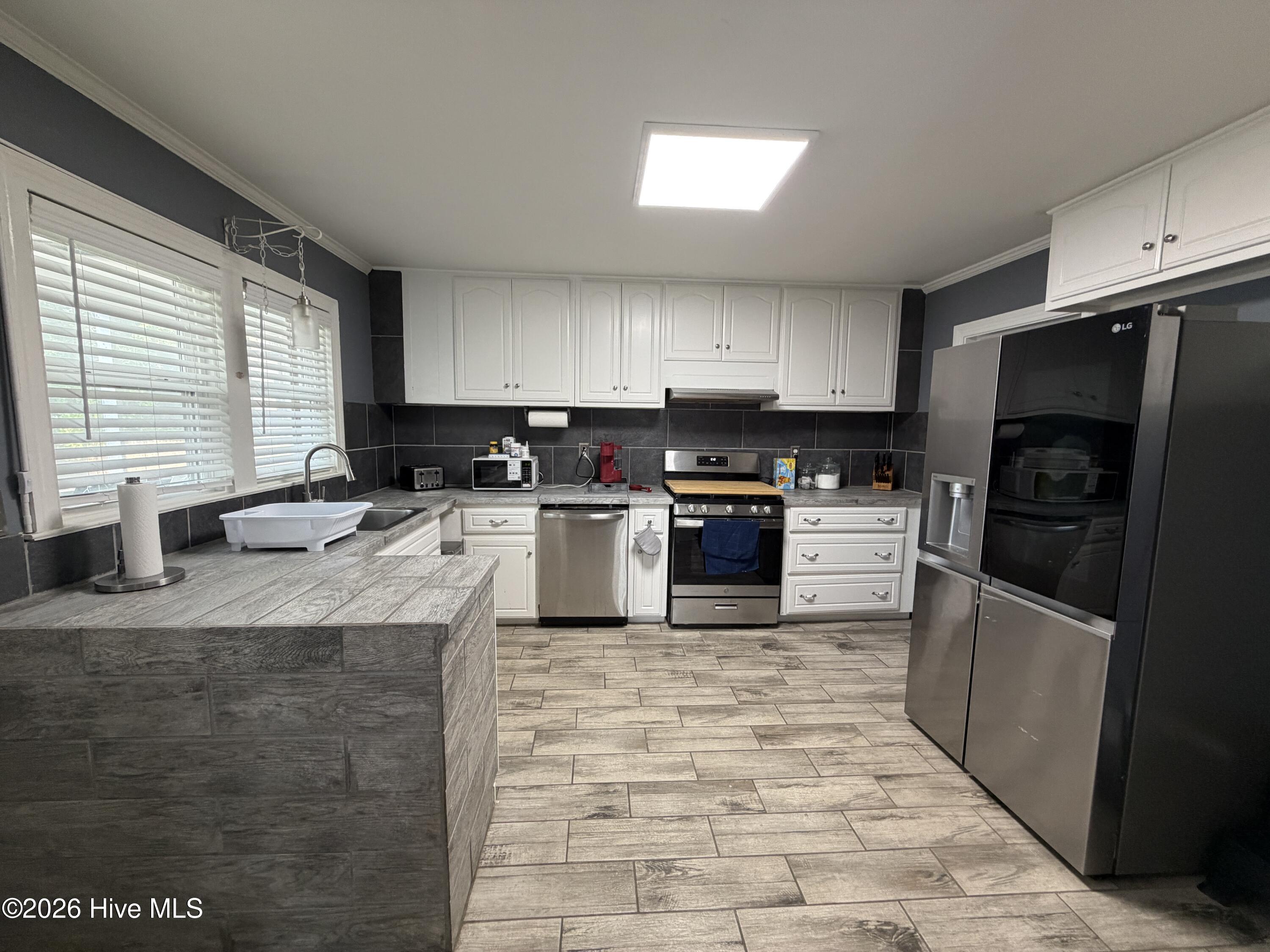 225 Gordon Street Thomson, GA 30824 - Photo 11 of 35 IMG_0846