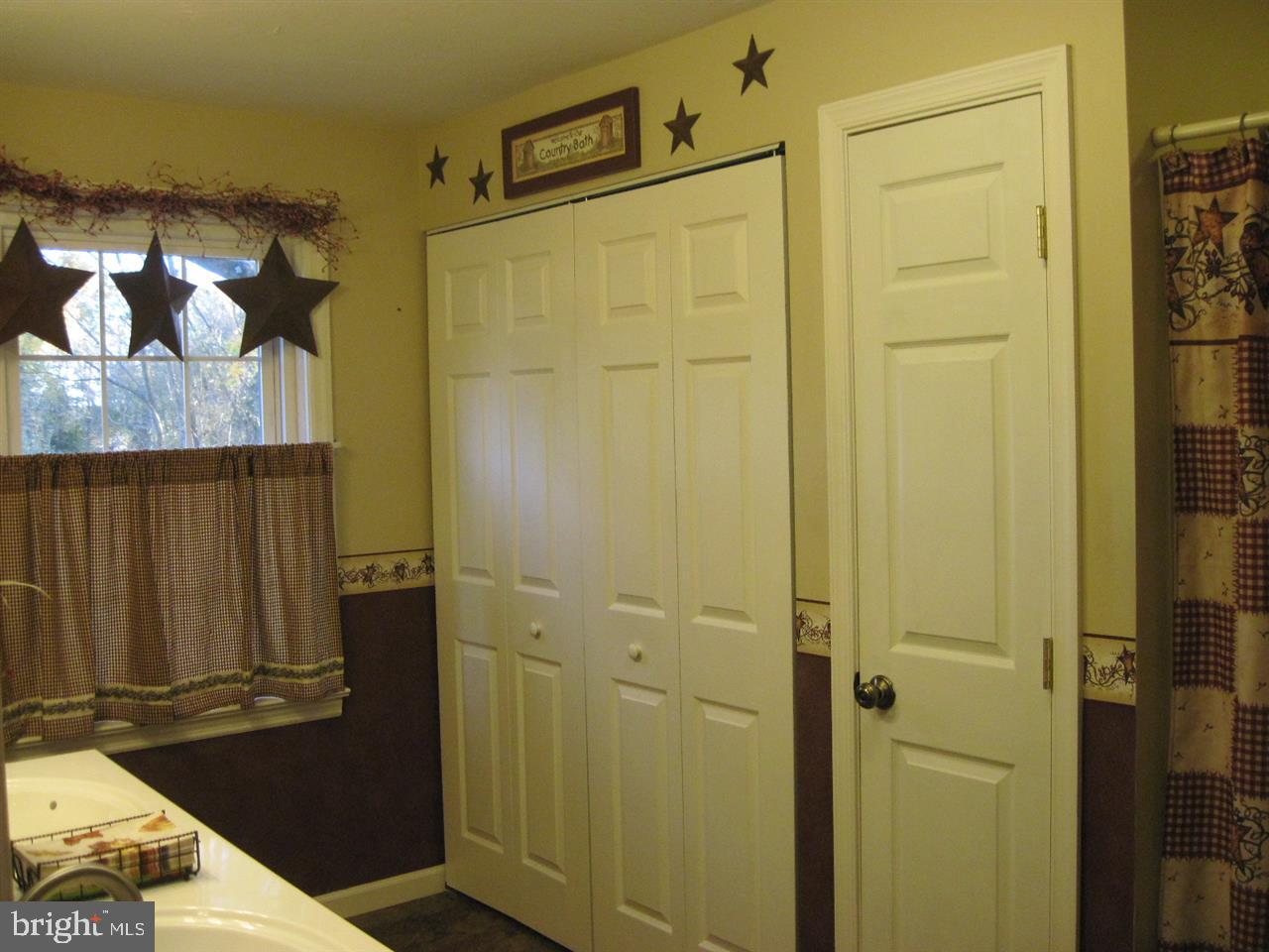 4160 Lewisberry Road York, PA 17404 - Photo 19 of 36