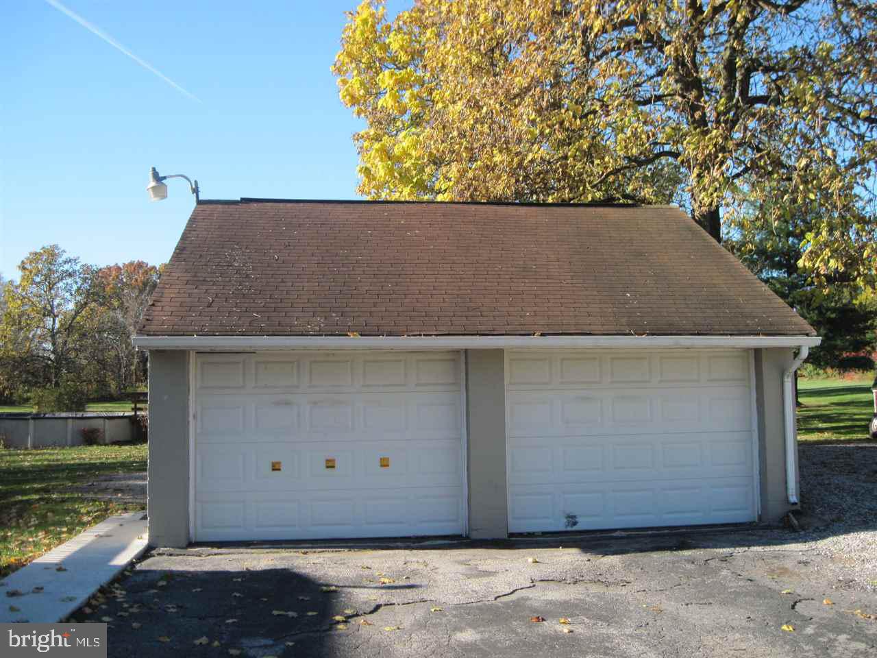 4160 Lewisberry Road York, PA 17404 - Photo 5 of 36