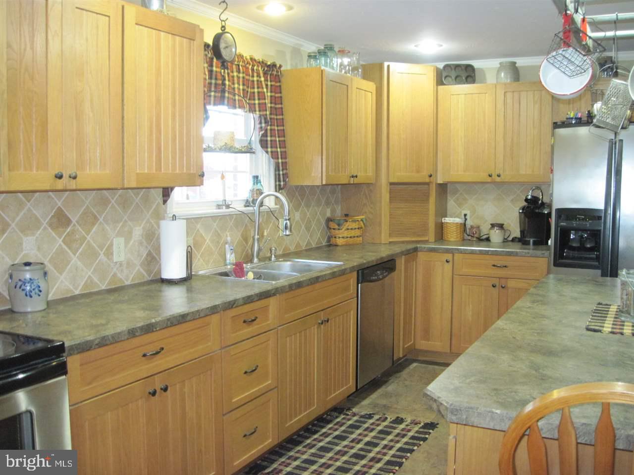 4160 Lewisberry Road York, PA 17404 - Photo 10 of 36