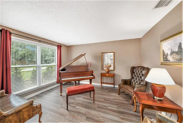 $425,000 | 6709 Peachtree Drive, Temple Terrace, FL 33617