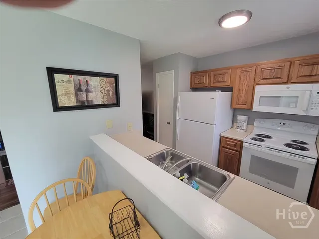 $325,000 | 213 Redan Drive, Savannah, GA 31410