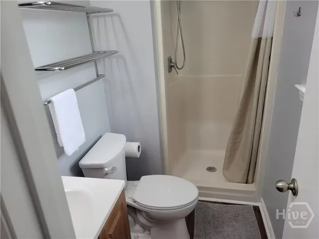 $325,000 | 213 Redan Drive, Savannah, GA 31410