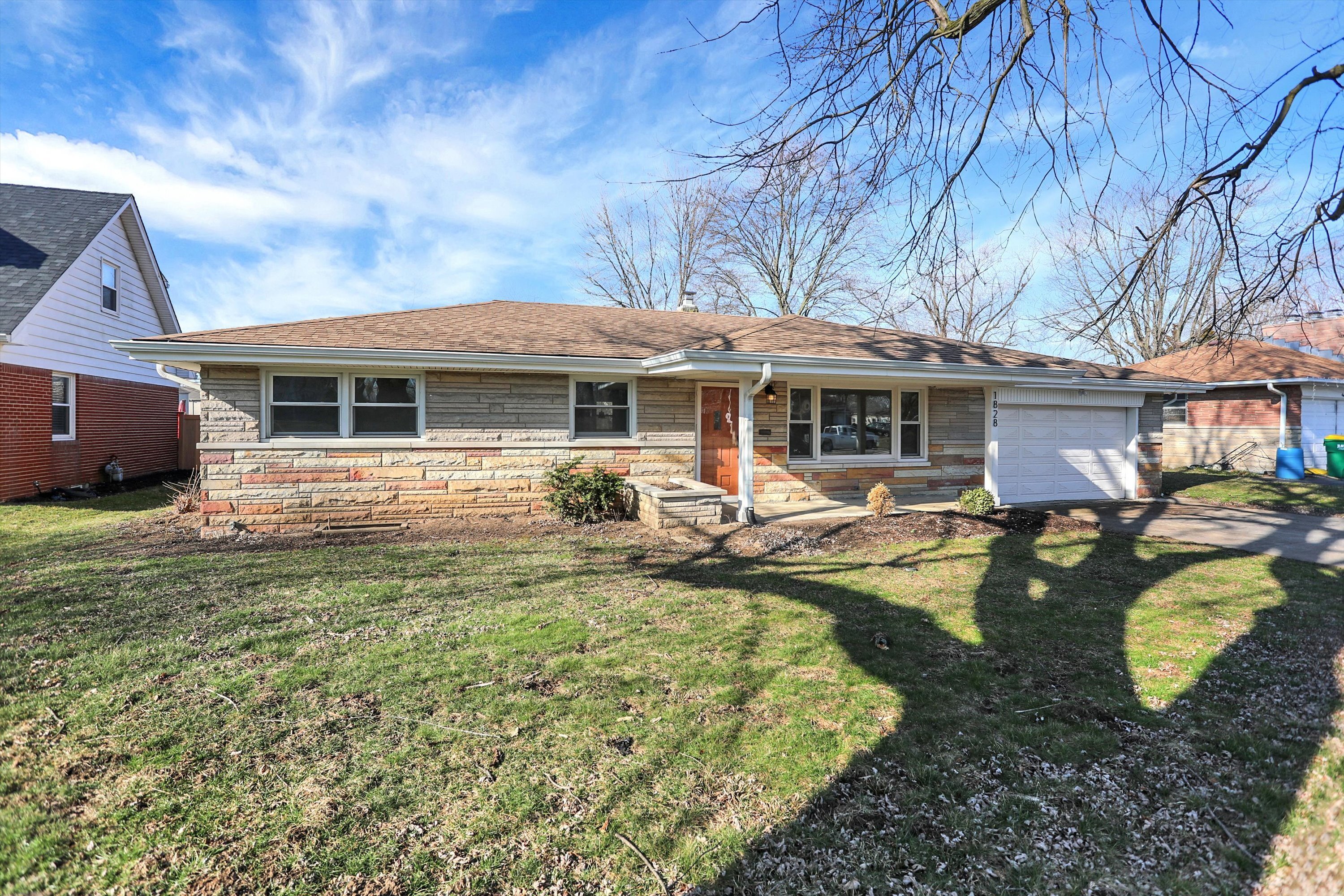 1828 Cunningham Road Indianapolis, IN 46224 - Photo 3 of 44 Gallery Image 3