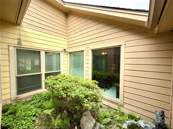 $2,100 | 14834 Charlmont Drive, Houston, TX 77083
