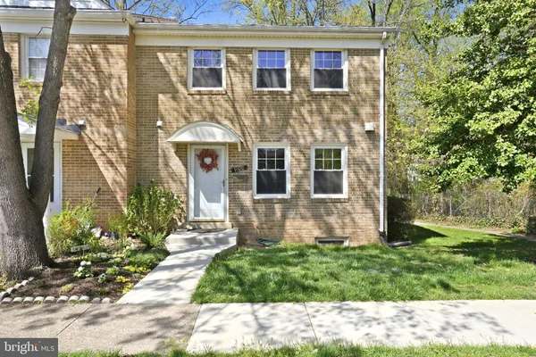 $3,100 | 9100 Omar Court, Fairfax, VA 22031