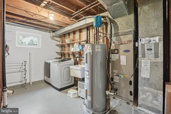 $3,100 | 9100 Omar Court, Fairfax, VA 22031