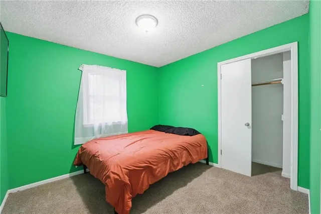 $310,000 | 9201 West 48th Terrace, Merriam, KS 66203