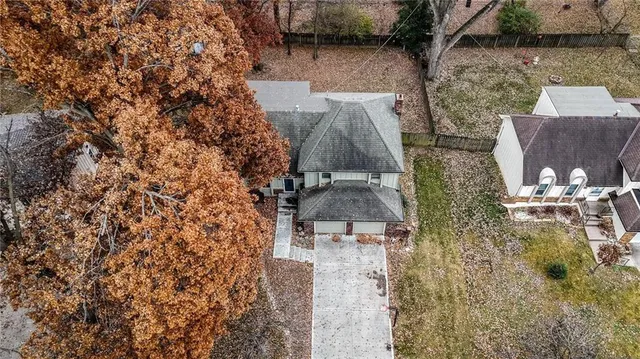 $310,000 | 9201 West 48th Terrace, Merriam, KS 66203