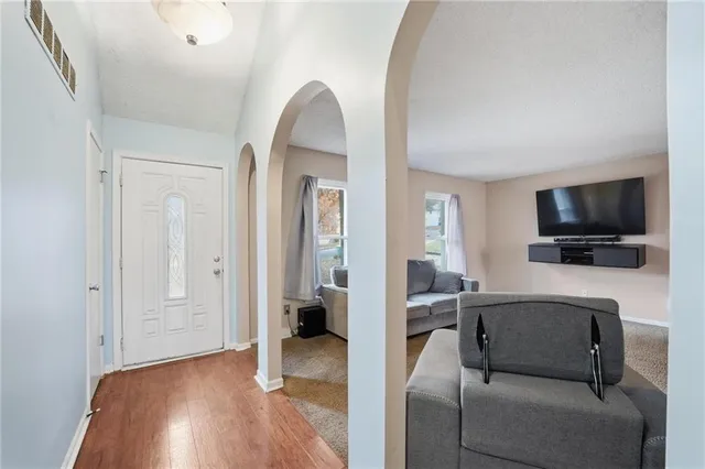 $310,000 | 9201 West 48th Terrace, Merriam, KS 66203