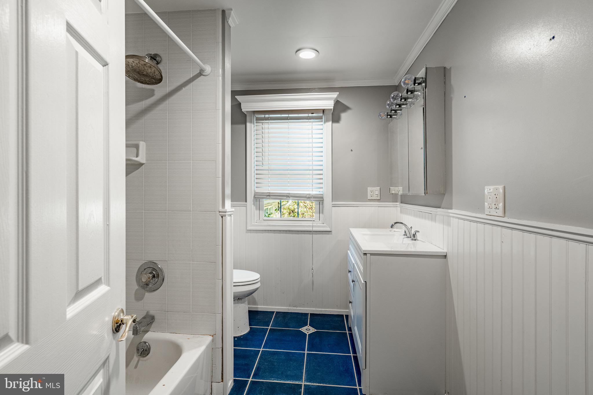 657 Walker Road Wayne, PA 19087 - Photo 39 of 66 a bathroom with a sink toilet and shower