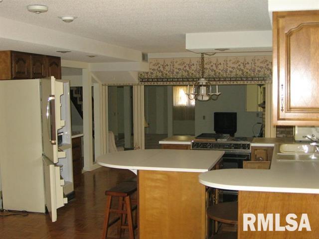 36 Indian Trail Road Macomb, IL 61455 - Photo 18 of 21 Gallery Image 18