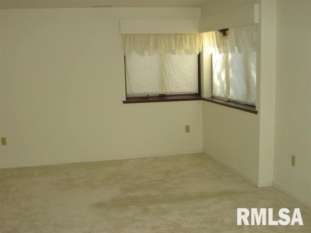 36 Indian Trail Road Macomb, IL 61455 - Photo 20 of 21 Gallery Image 20
