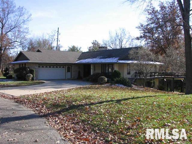 36 Indian Trail Road Macomb, IL 61455 - Photo 2 of 21 Gallery Image 2