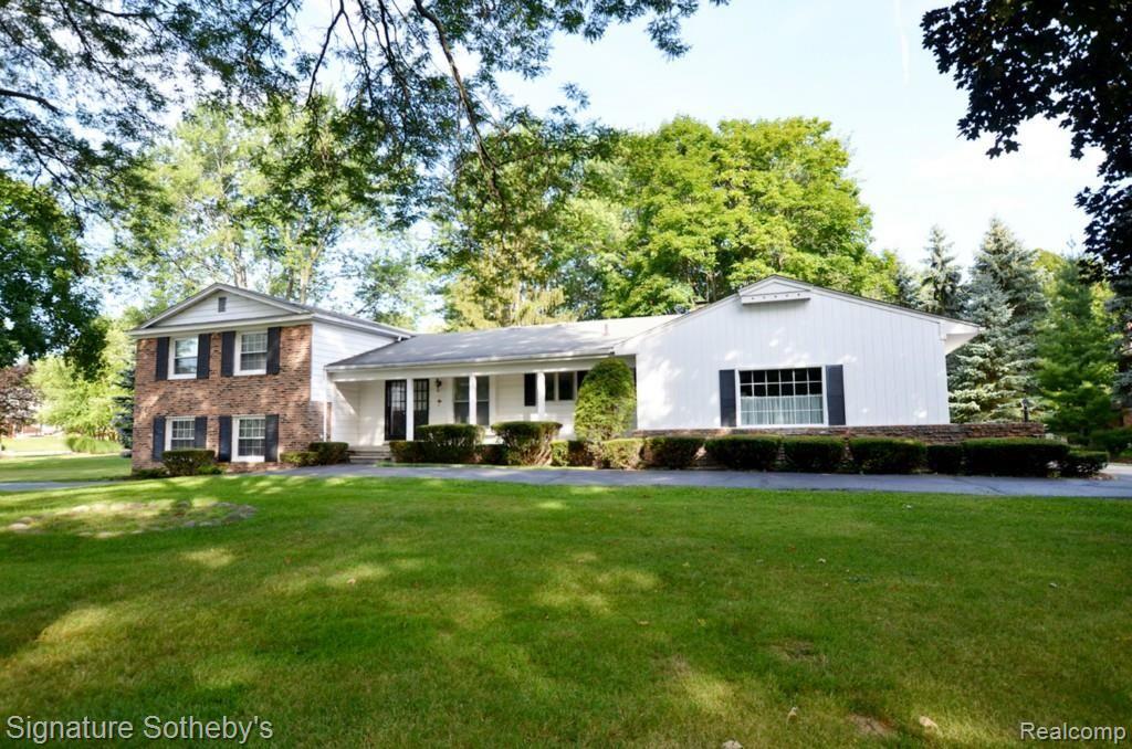 5320 Echo Road Bloomfield Hills, MI 48302 - Photo 3 of 71 front1.jpg