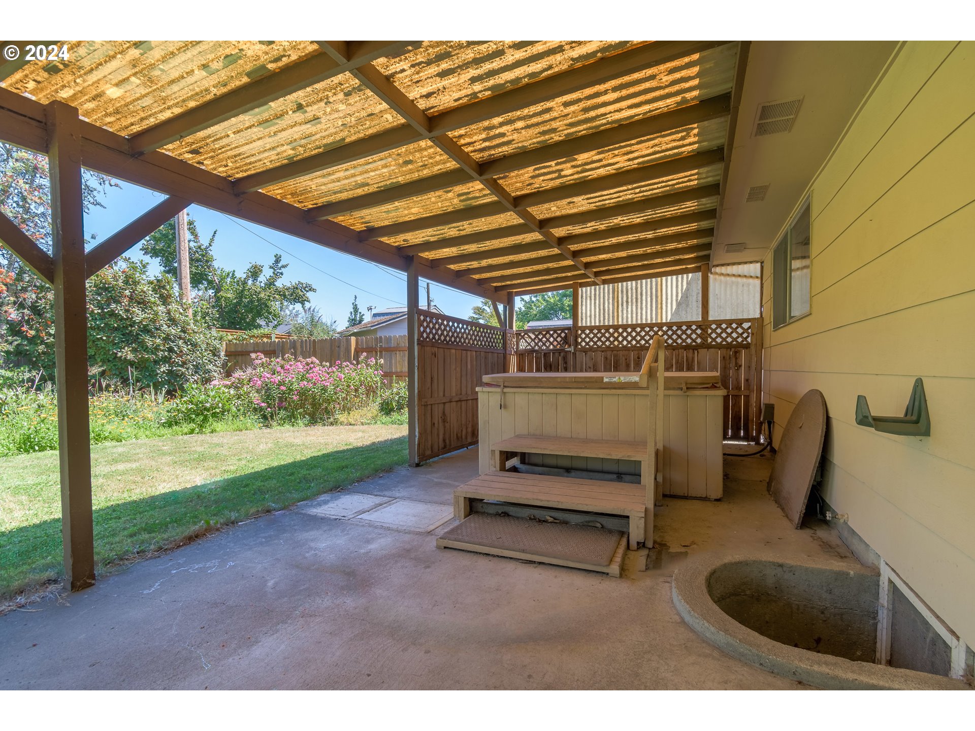 1816 Yolanda Avenue Springfield, OR 97477 - Photo 39 of 48 a view of swimming pool with a patio