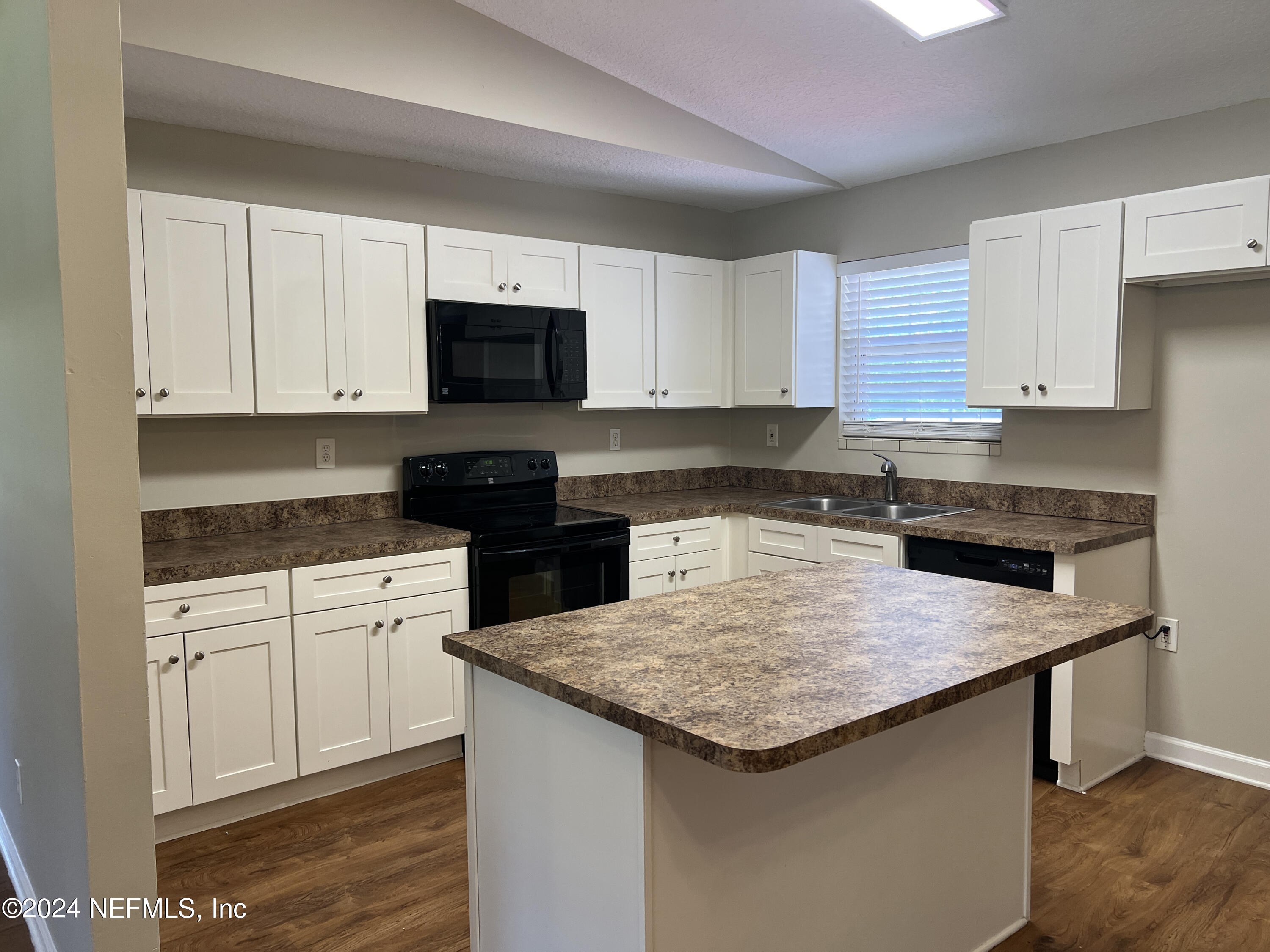 6037 Adams Road Macclenny, FL 32063 - Photo 8 of 21 Kitchen