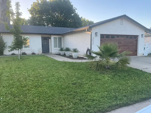 $330,000 | 3532 Barkwood Drive, Anderson, CA 96007