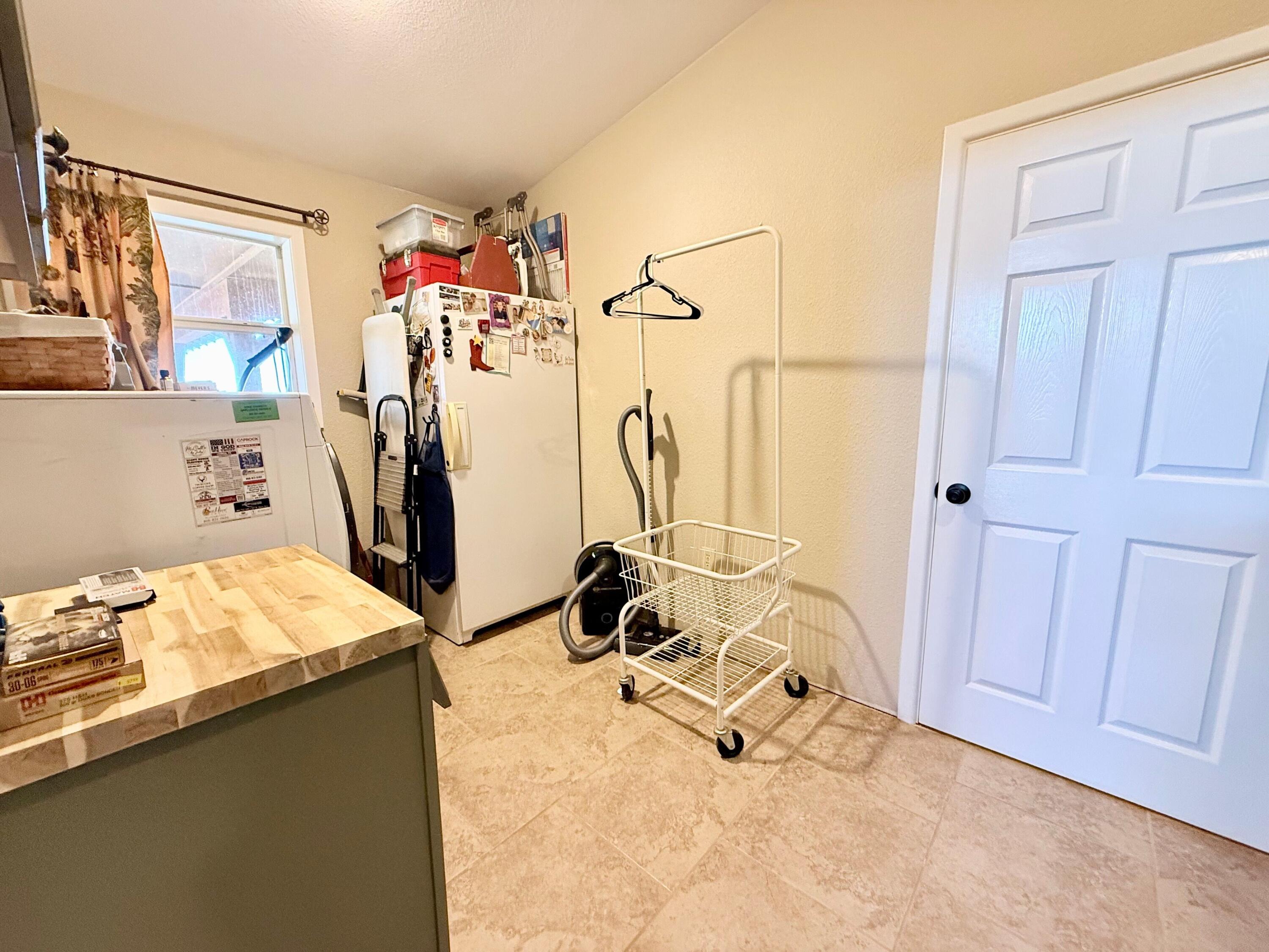 3011 County Rd I Lamesa, TX 79331 - Photo 24 of 28 Laundry Room 2