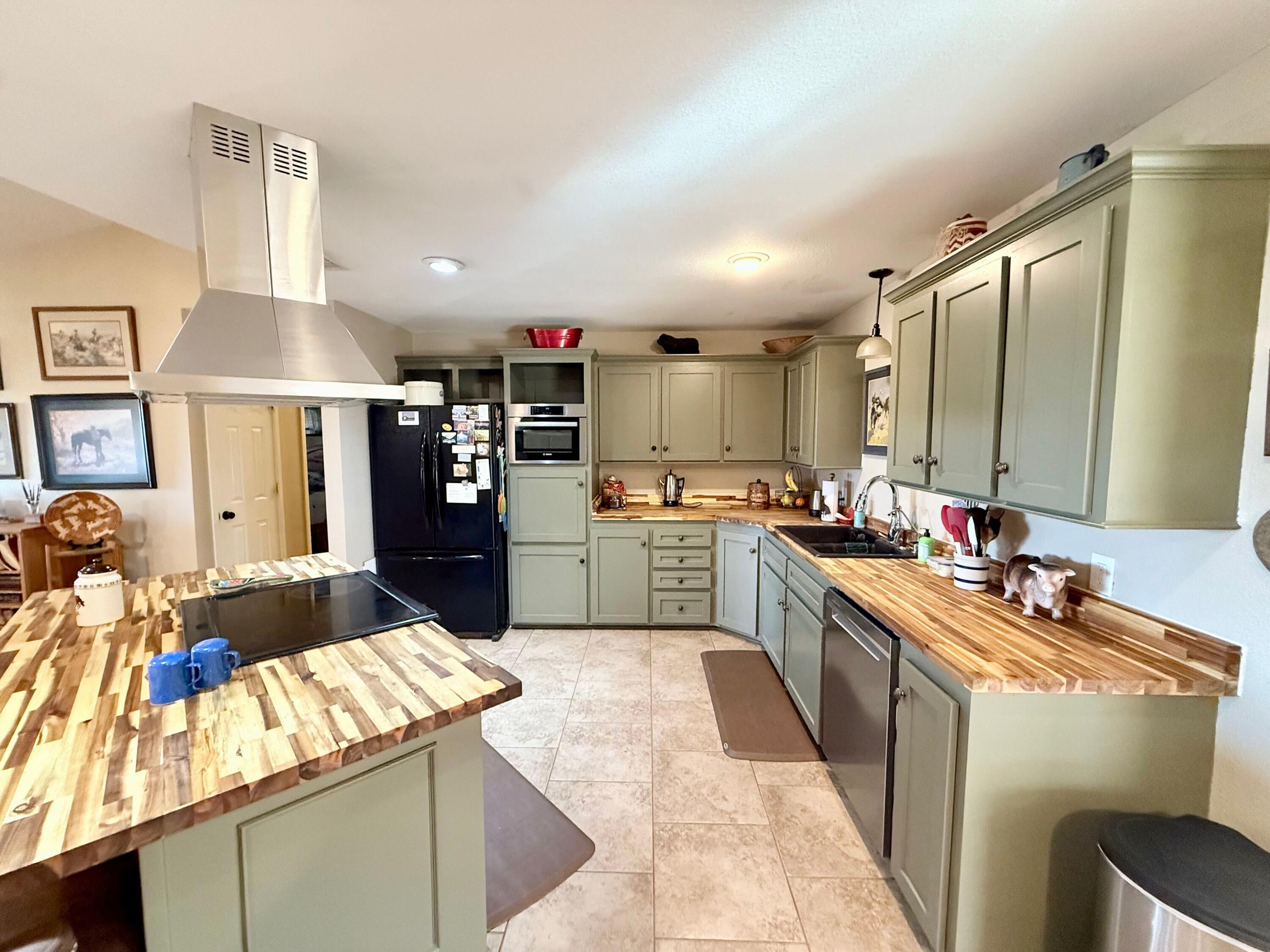 3011 County Rd I Lamesa, TX 79331 - Photo 5 of 28 Kitchen 2