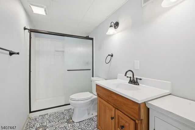 $455,000 | 2 Caleb Court, Unit 2, Hamburg, NJ 07419