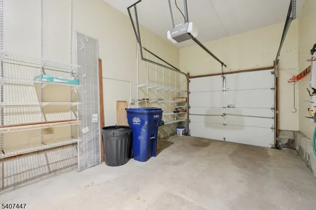 $455,000 | 2 Caleb Court, Unit 2, Hamburg, NJ 07419