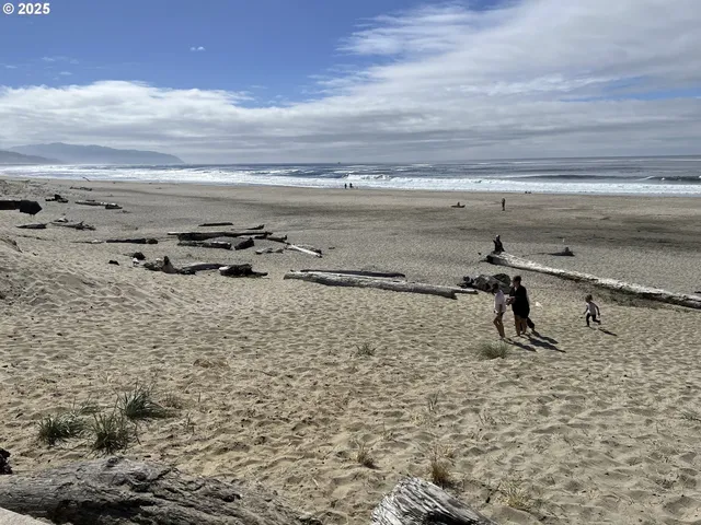 $189,500 | 7490 Elderberry Lane, Unit 2, Pacific City, OR 97135