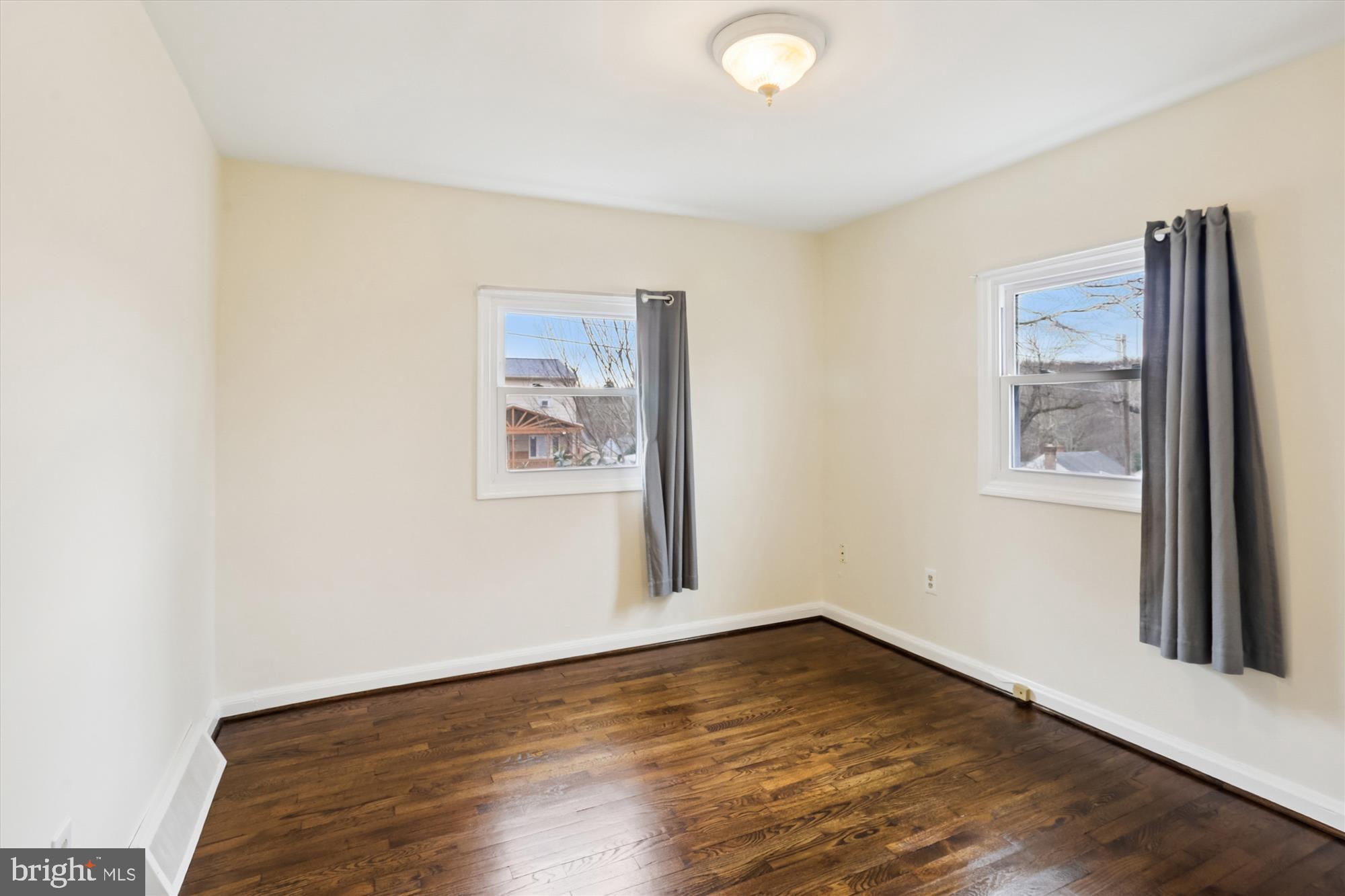12317 Middle Road Silver Spring, MD 20906 - Photo 12 of 32 Bedroom 1