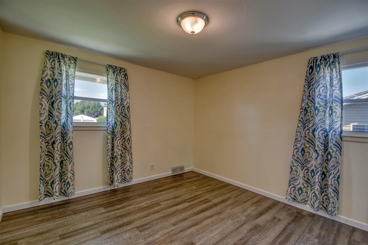 5908 North Ridgeview Place Spokane, WA 99205 - Photo 8 of 20 Gallery Image 8