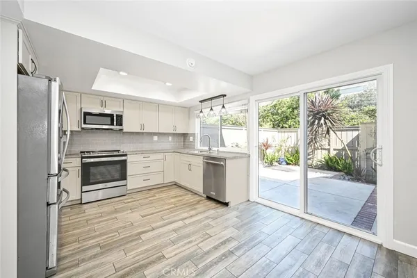 $5,500 | 7021 Seal Circle, Huntington Beach, CA 92648