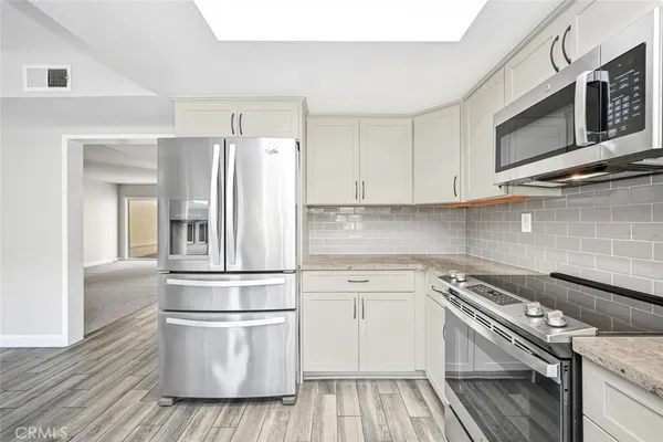 $5,500 | 7021 Seal Circle, Huntington Beach, CA 92648