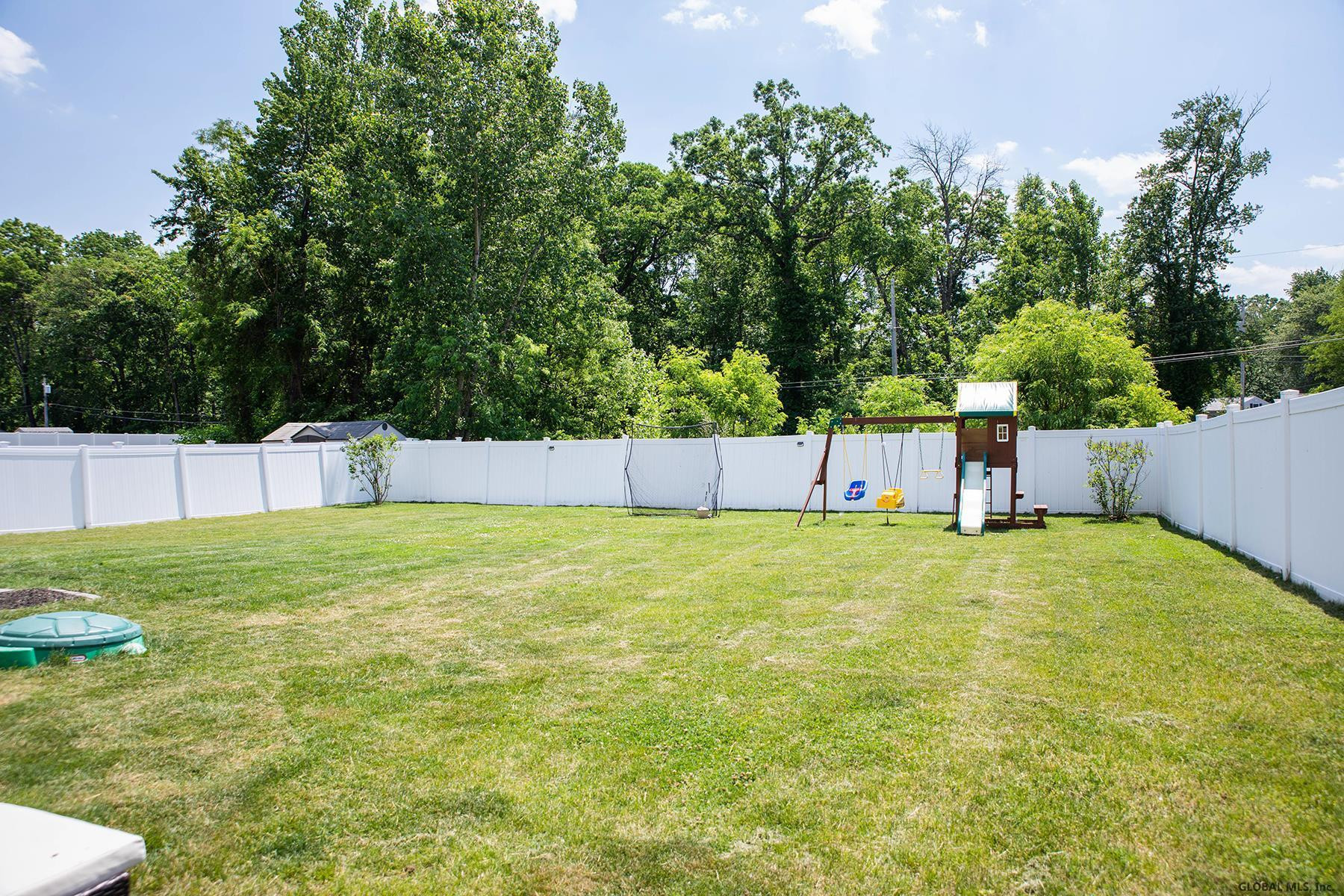 1 Michael Drive Colonie, NY 12303 - Photo 30 of 32 Photo 34