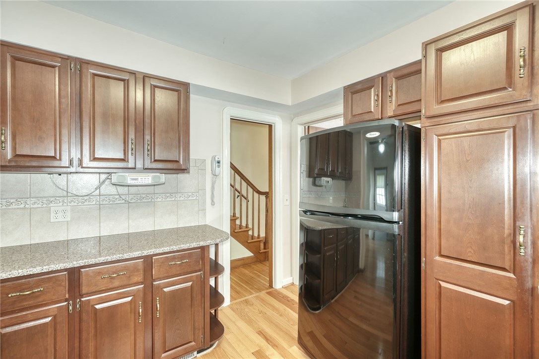136 Hoover Road Irondequoit, NY 14617 - Photo 11 of 50