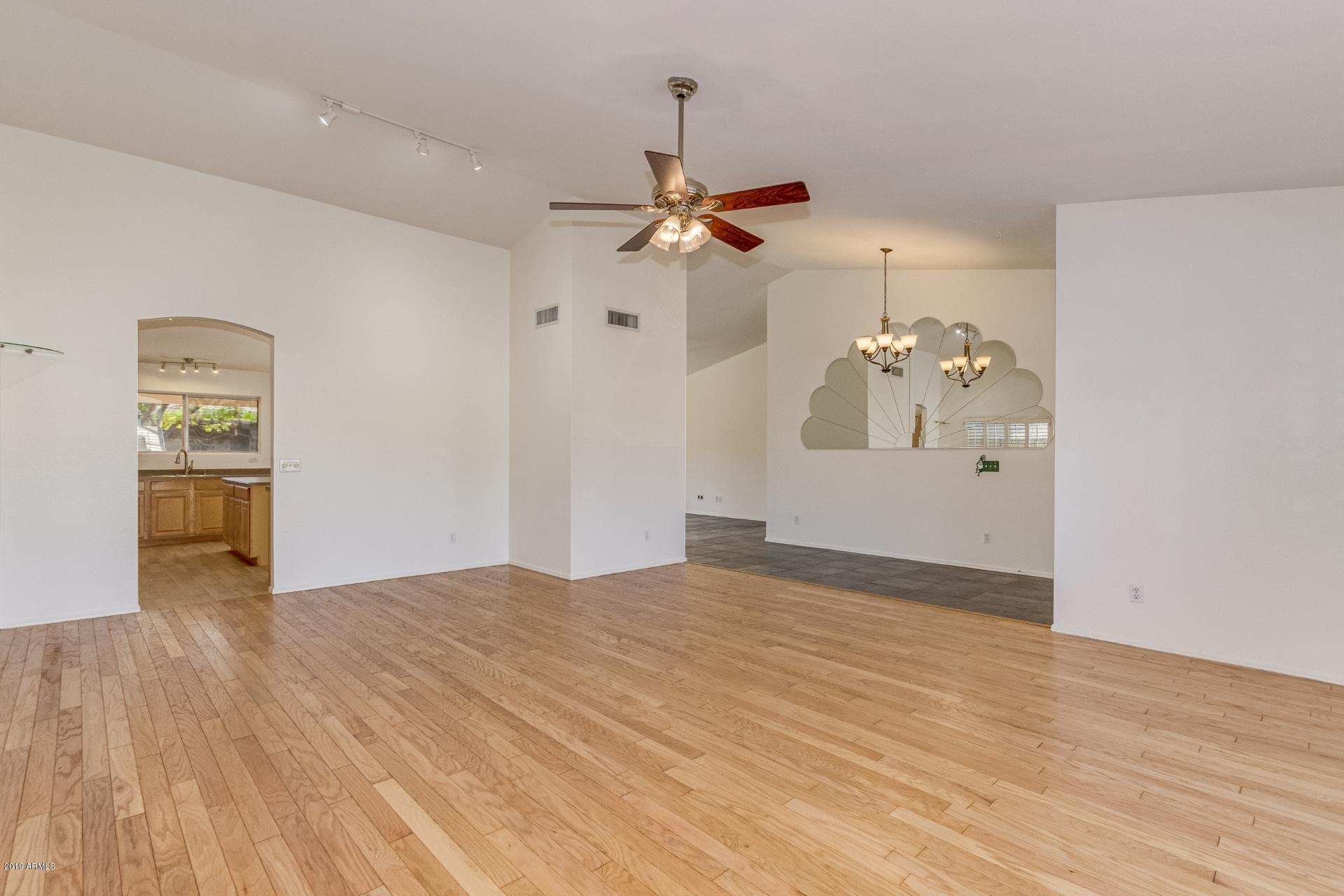 1623 East Carson Road Phoenix, AZ 85042 - Photo 3 of 22 Living Room I