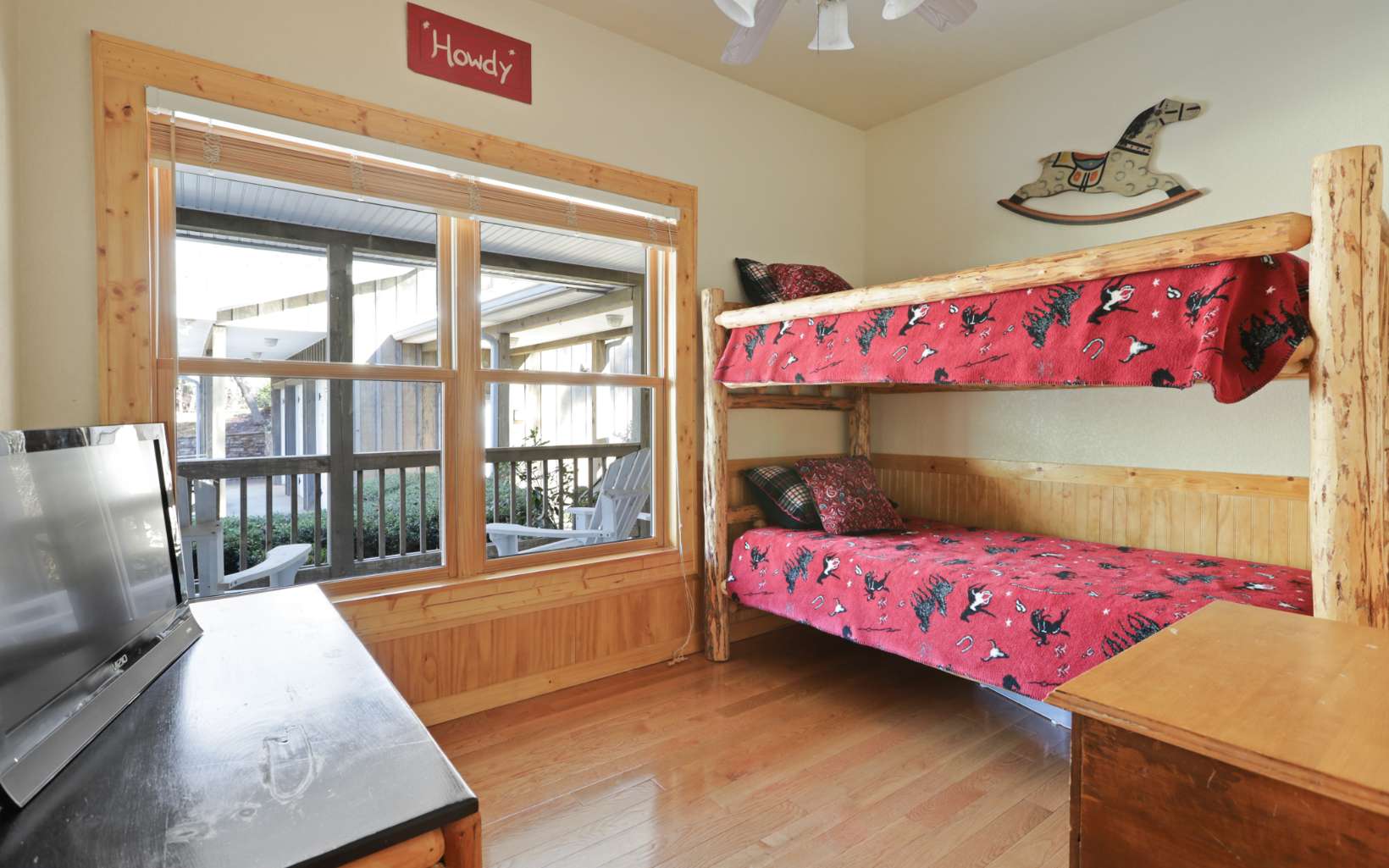 303 Campbell Cove Road Turtletown, TN 37391 - Photo 17 of 44 a bedroom with a bed and window