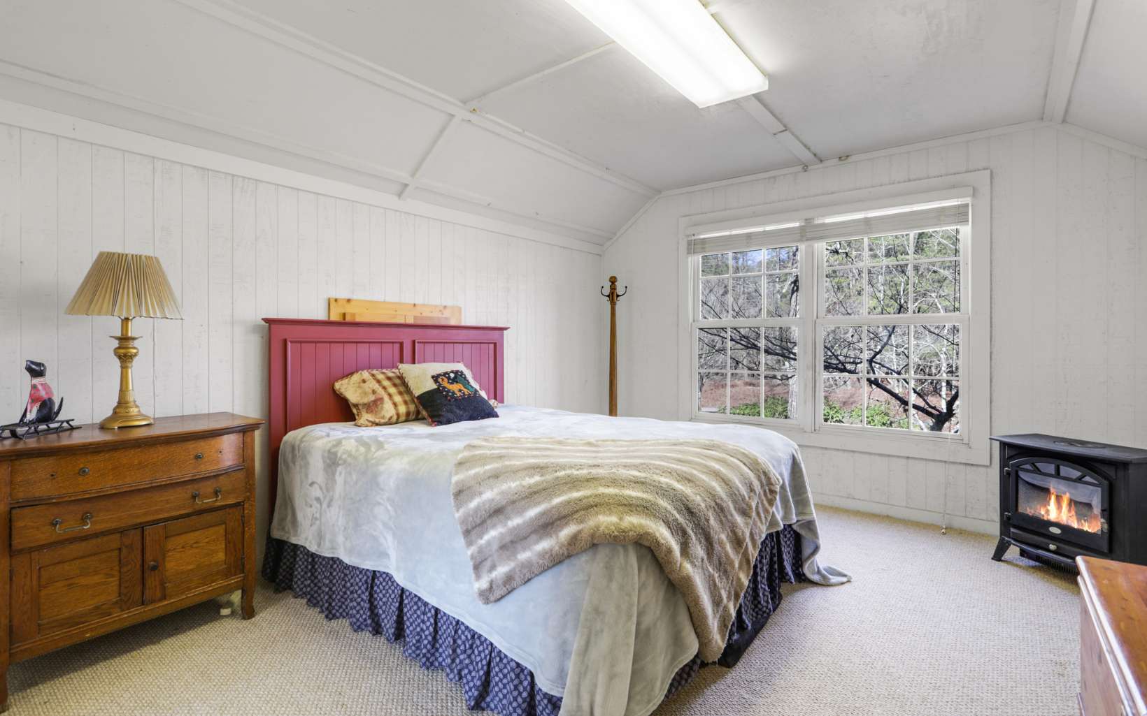 303 Campbell Cove Road Turtletown, TN 37391 - Photo 43 of 44 a bedroom with a bed and a window