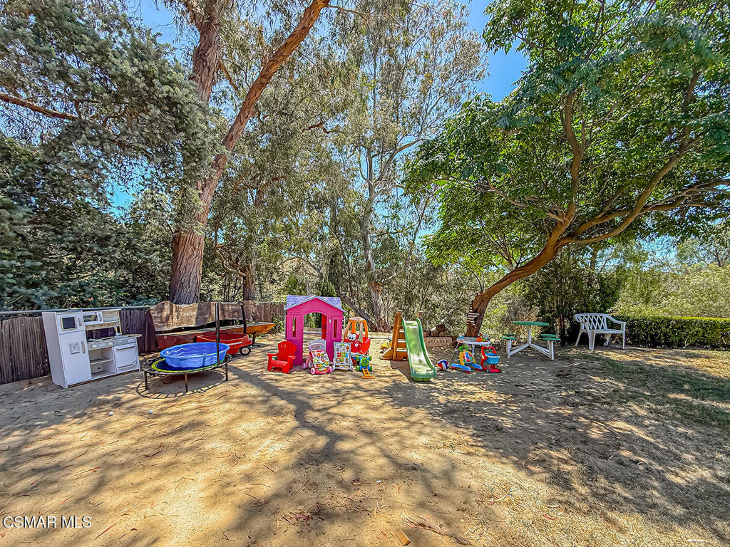 1351 Rambling Road Simi Valley, CA 93065 - Photo 58 of 70