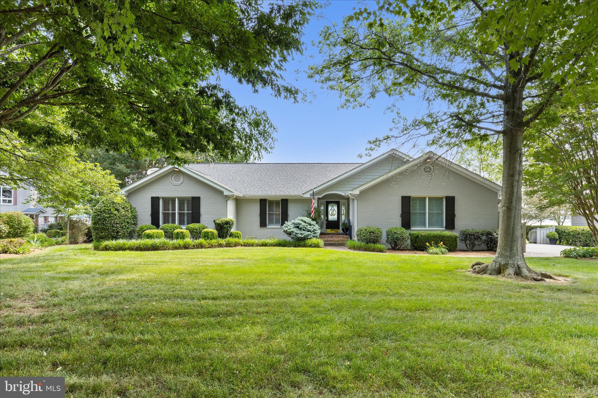 Beautiful 3 bed, 3.5 bath home on the Patuxent