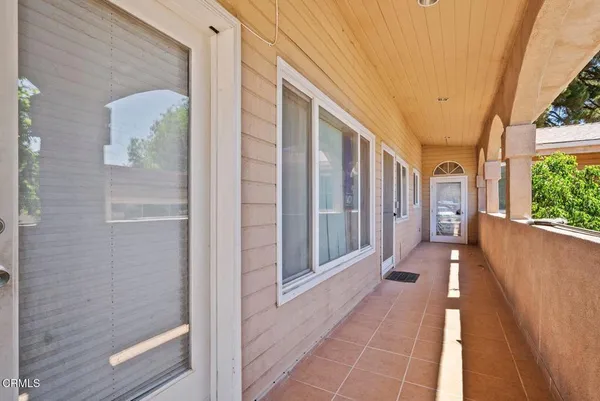 $979,000 | 561 East Telegraph Road, Fillmore, CA 93015