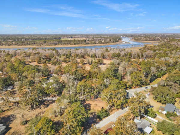 $395,000 | 2359 Bohicket Road, Johns Island, SC 29455