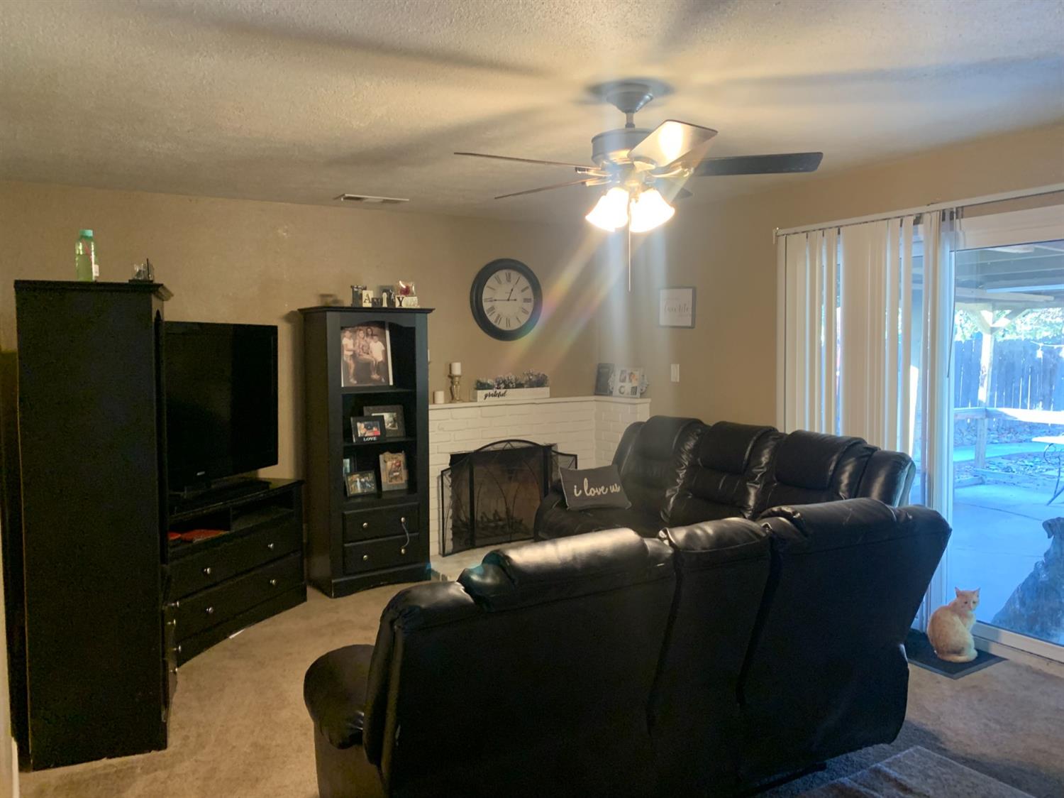 27377 Saunders Road Madera, CA 93637 - Photo 7 of 20 Gallery Image 7
