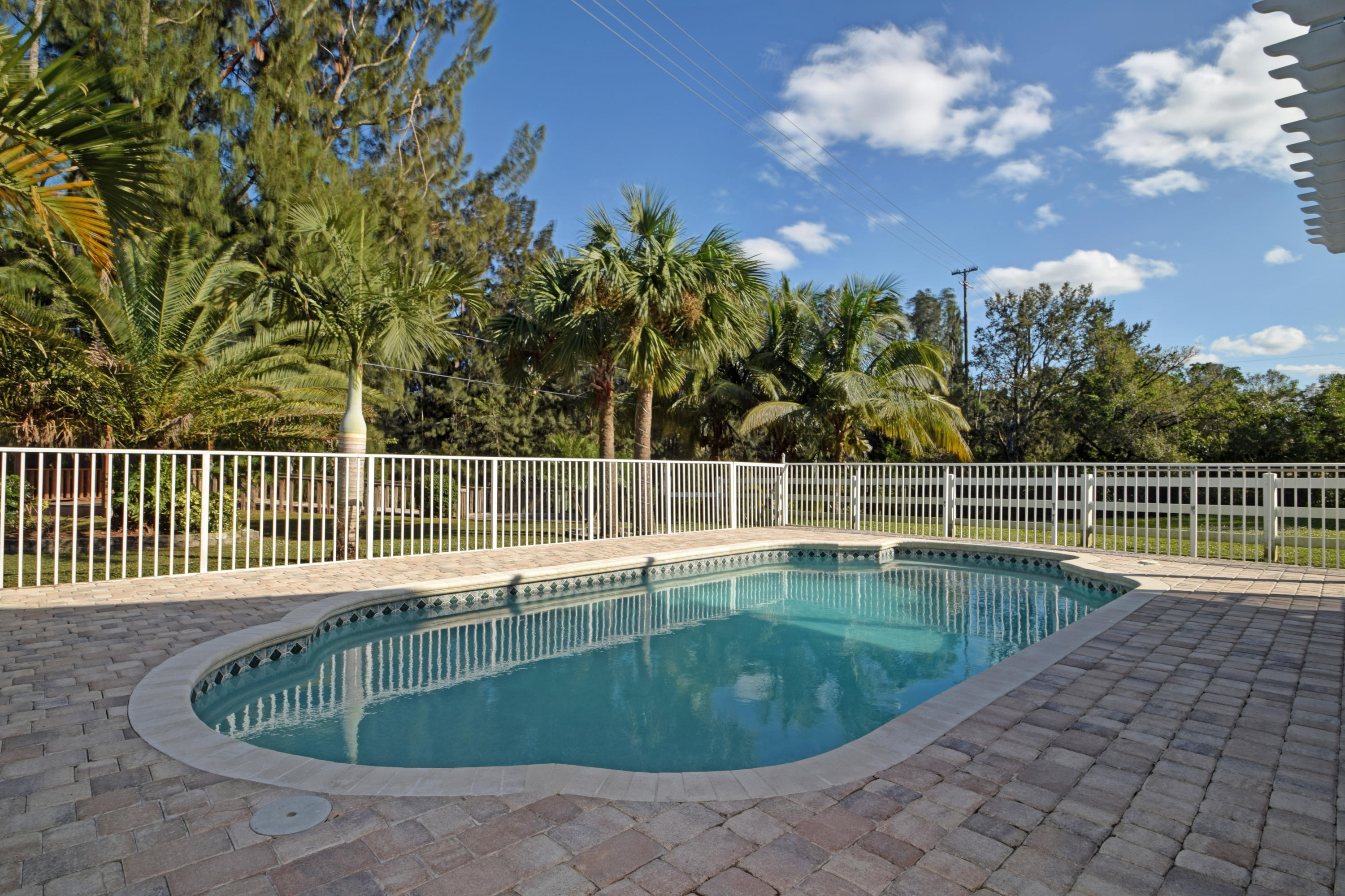 945 Southwest Rustic Circle Stuart, FL 34997 - Photo 11 of 37 Image00012