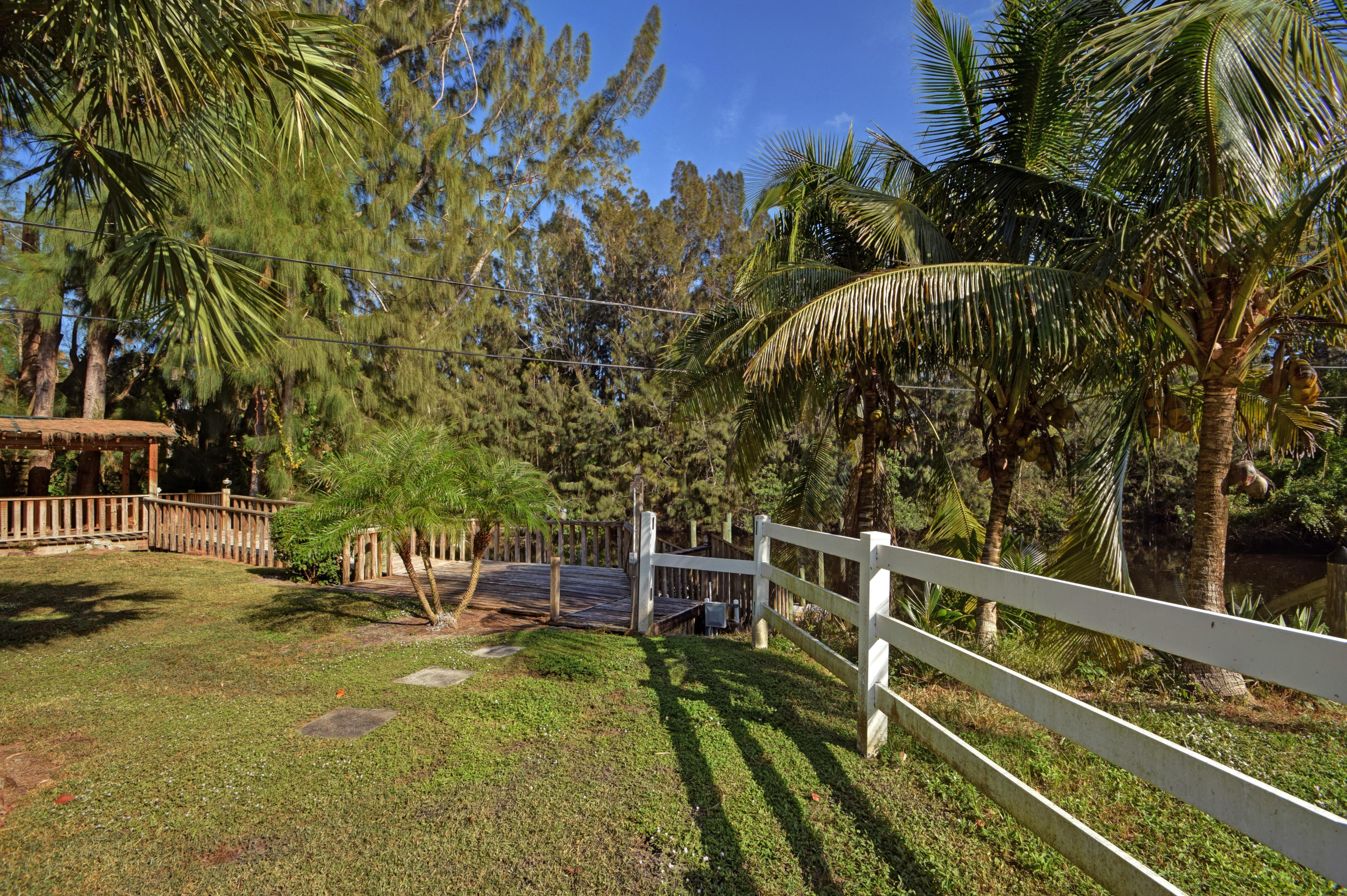 945 Southwest Rustic Circle Stuart, FL 34997 - Photo 6 of 37 Image00006