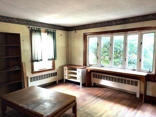 25 Lakeview Street Blackstone, MA 01504 - Photo 4 of 9 a living room with a bed furniture and a window