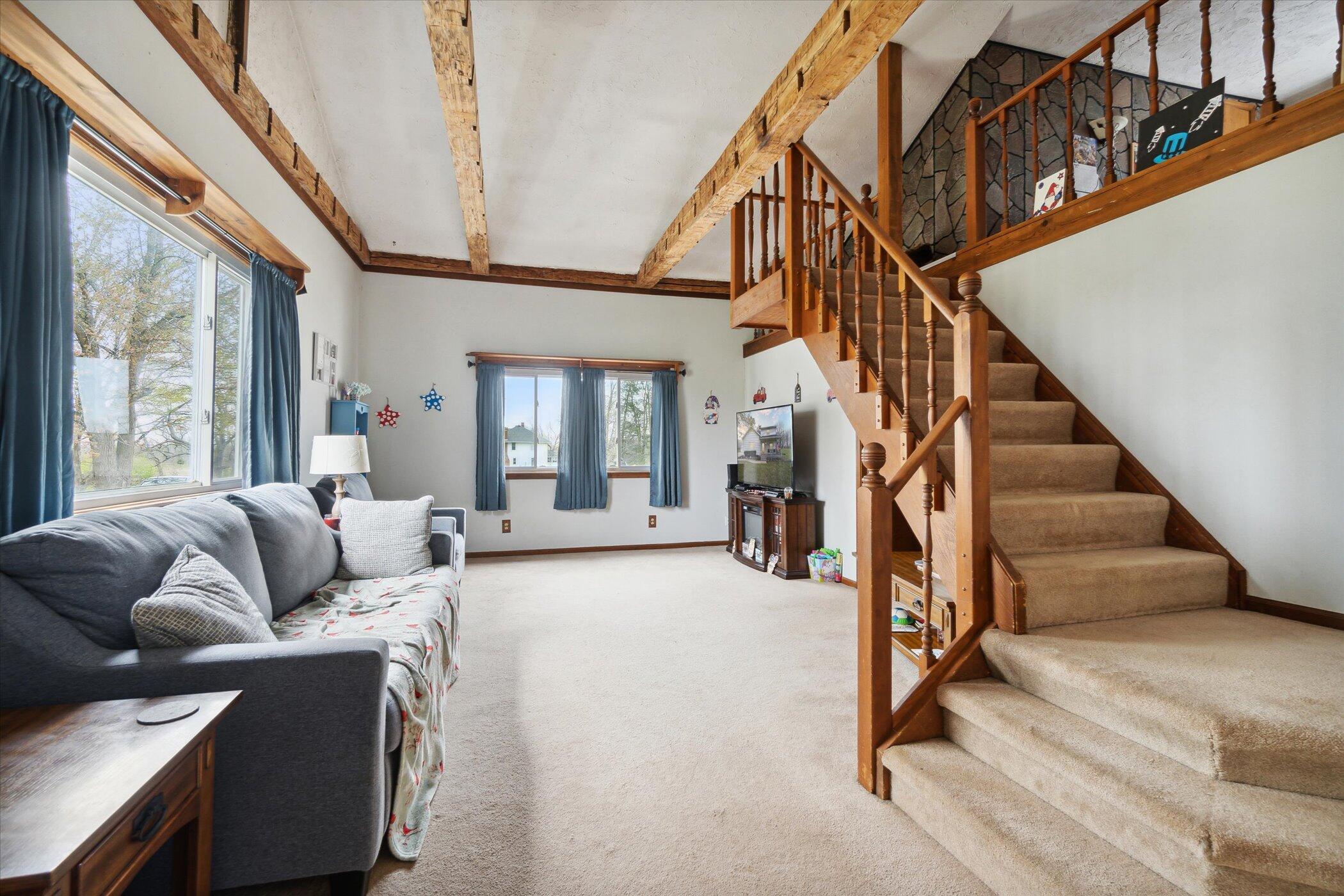 5536 Otto Road Charlotte, MI 48813 - Photo 8 of 47 08-5536-Otto-Rd-Charlotte-MI-48813-Windo