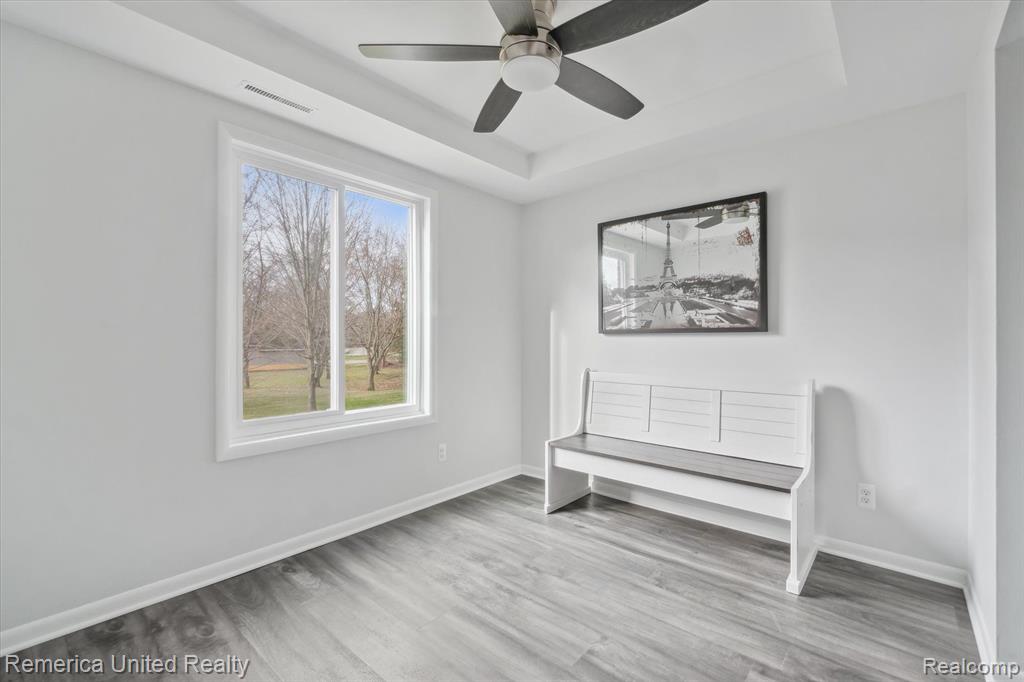 507 West Highland Road, Unit D9 Howell, MI 48843 - Photo 11 of 27 Gallery Image 11