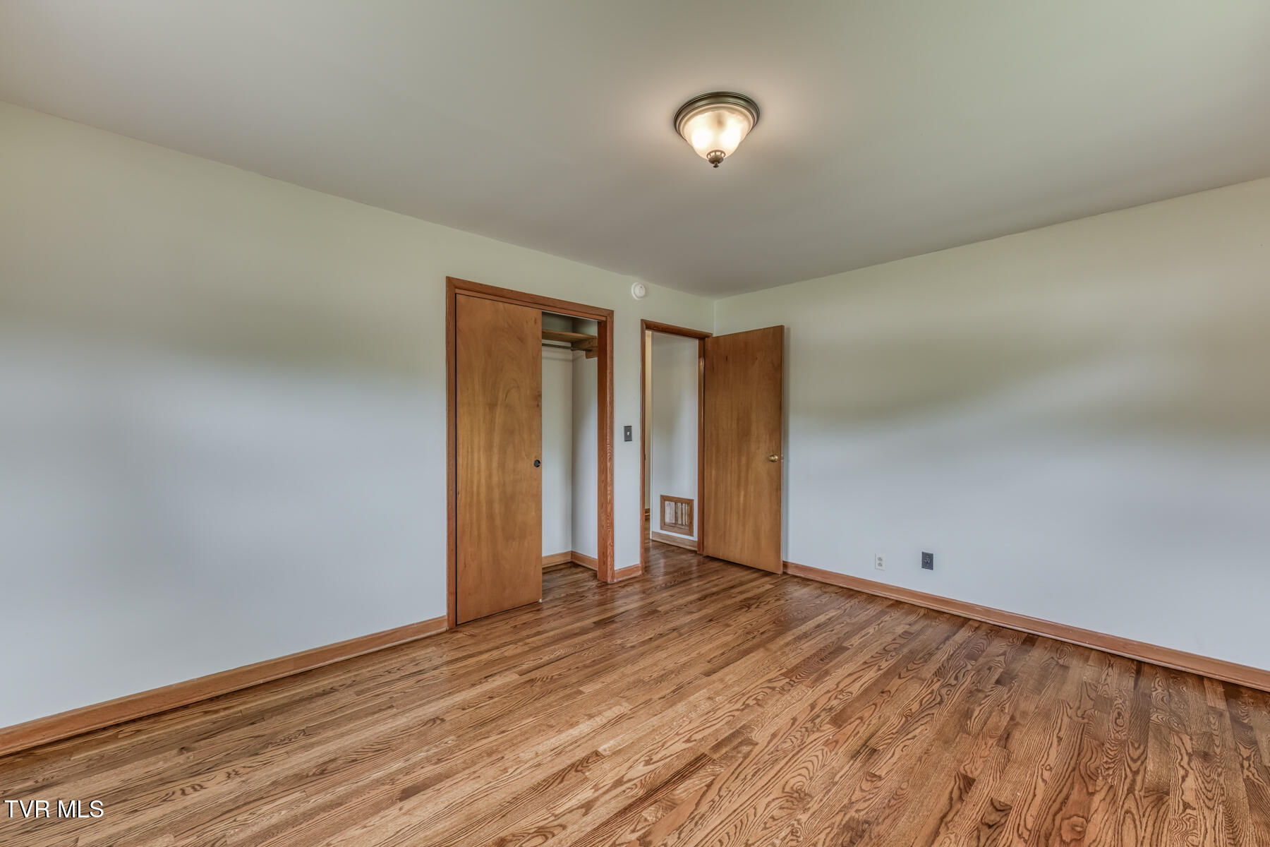 759 1st Avenue Hampton, TN 37658 - Photo 28 of 72 759 First Ave-27